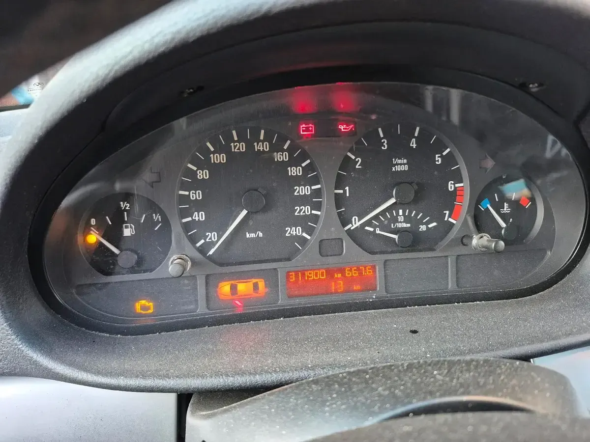Gebraucht BMW 325 192 PS (141 kW) 2002 Schwarz Kombi