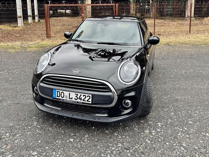 Schwarz Gebraucht 2021 Mini ONE Kleinwagen | 15.500 € (Guter Preis) - Bild 1/4
