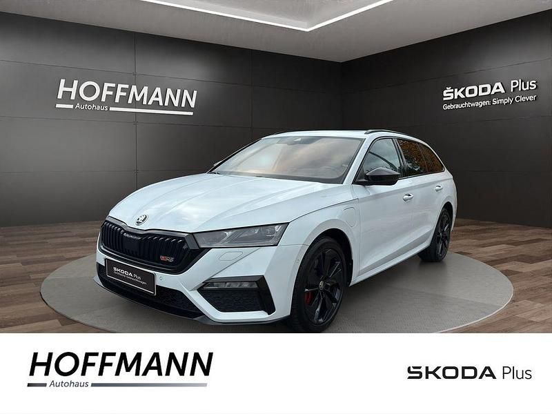 Weiß Gebraucht 2022 Skoda Octavia RS Kombi | 27.990 € (Fairer Preis) - Bild 1/4