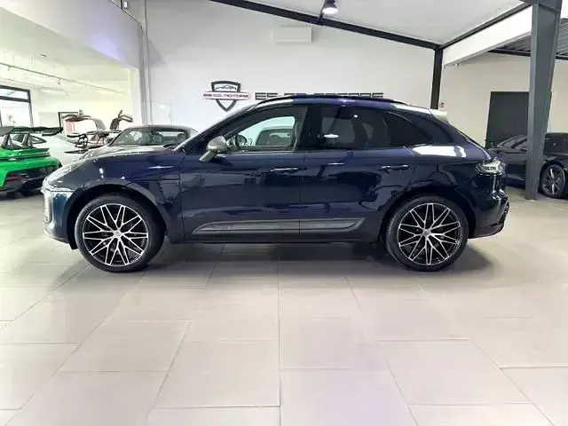 Gebraucht Porsche Macan 265 PS (194 kW) 2023 Blau SUV