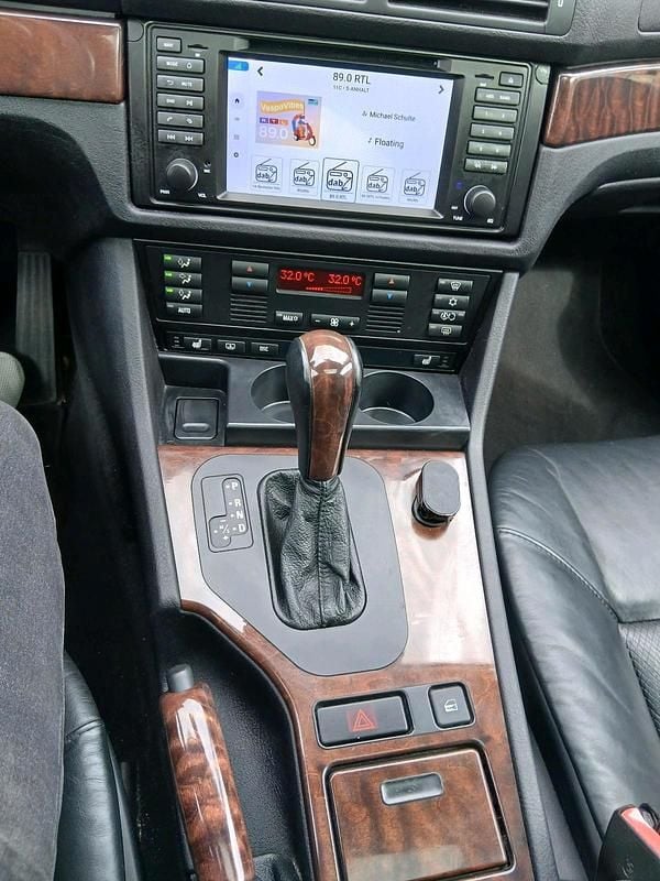 Gebraucht BMW 525 192 PS (141 kW) 2001 Silber Limousine