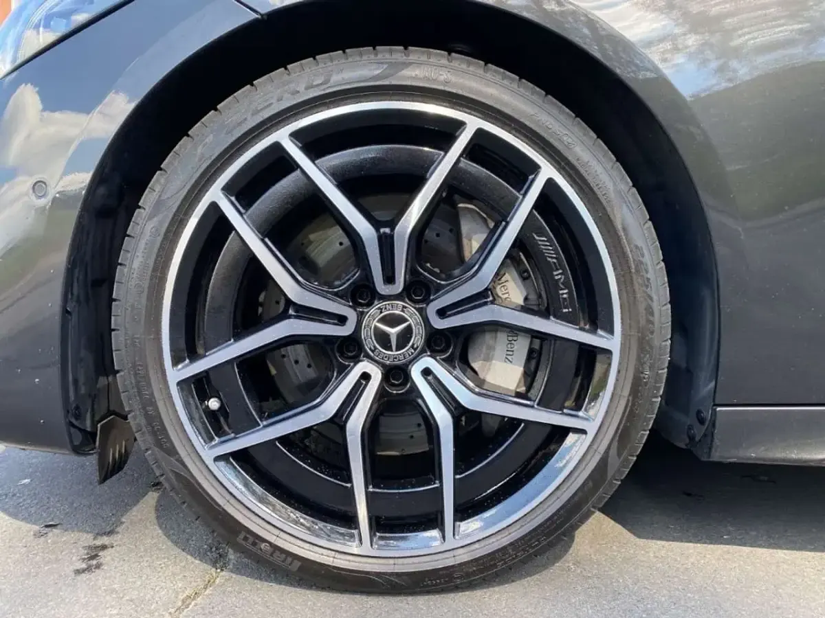 Gebraucht Mercedes C200 Sport 227 PS (166 kW) 2023 Grafitgrau Kombi