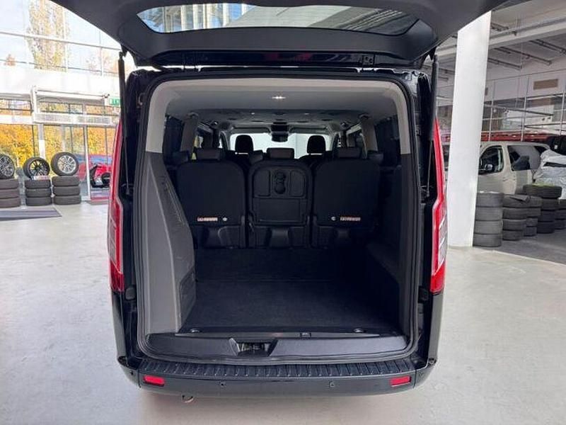 Gebraucht Ford Tourneo Custom Titanium 185 PS (136 kW) 2019 Schwarz Van