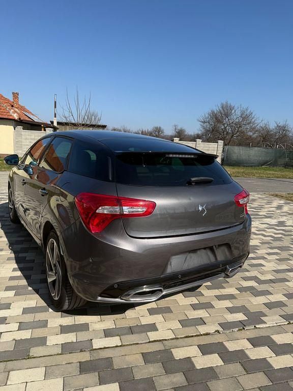 Gebraucht DS Automobiles DS5 179 PS (131 kW) 2016 Braun Kleinwagen