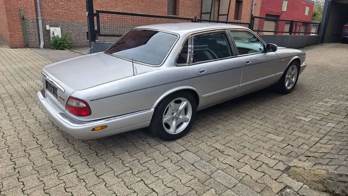 Gebraucht Jaguar XJ Executive 237 PS (174 kW) 2000 Grau Limousine