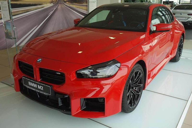 M toronto rot metallic Gebraucht 2023 BMW M2 Performance Coupé | 74.920 € (Etwas zu teuer) - Bild 1/4
