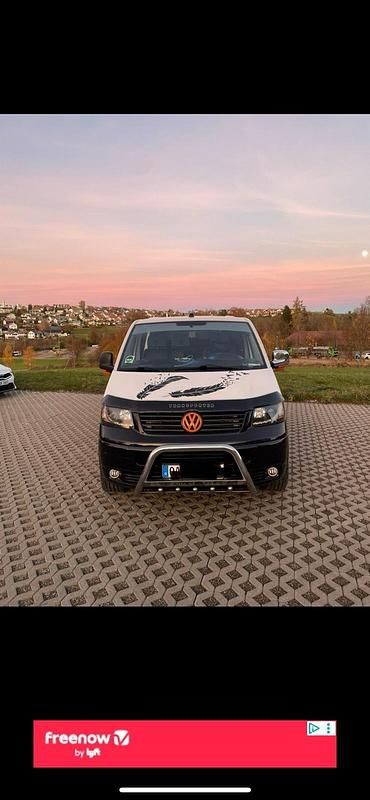Gebraucht VW T5 131 PS (96 kW) 2009 Weiß Van