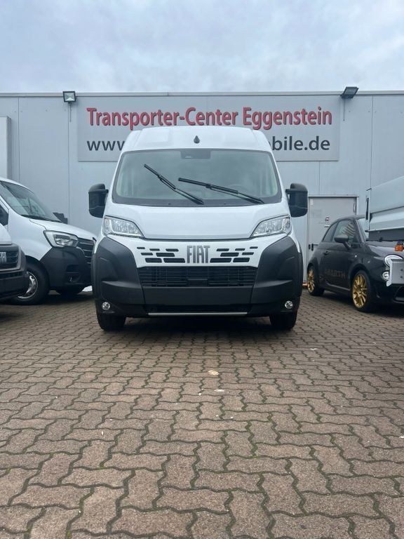 Weiß Gebraucht 2023 Fiat Ducato Van | 32.298 € (Guter Preis) - Bild 1/4