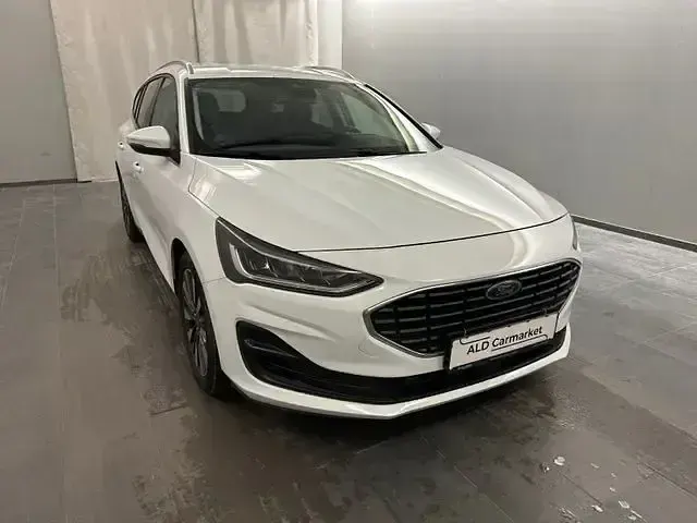 Gebraucht Ford Focus Titanium X 225 PS (165 kW) 2021 Frozen white Kombi