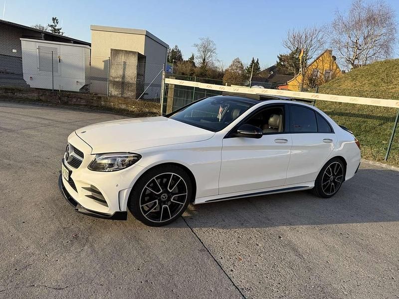 Gebraucht Mercedes C400 AMG line 333 PS (244 kW) 2019 Kombi