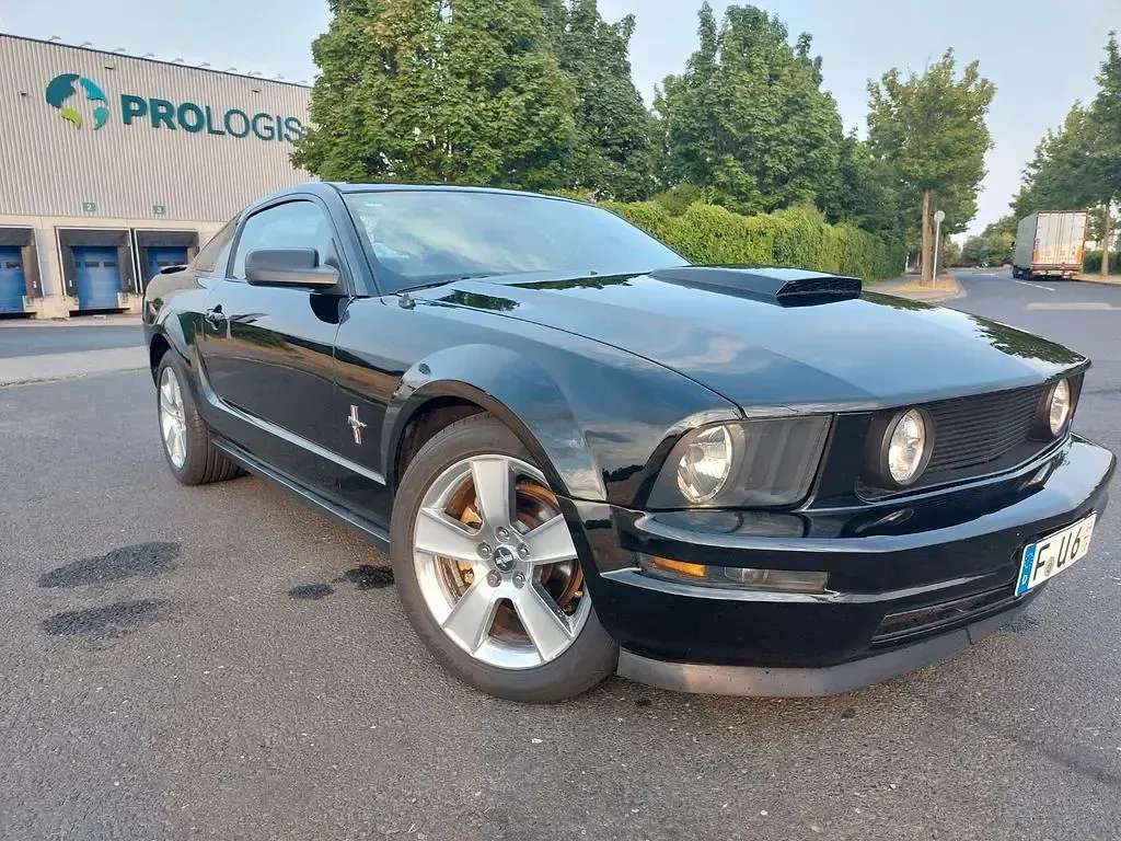 Gebraucht Ford Mustang 213 PS (156 kW) 2008 Schwarz Coupé