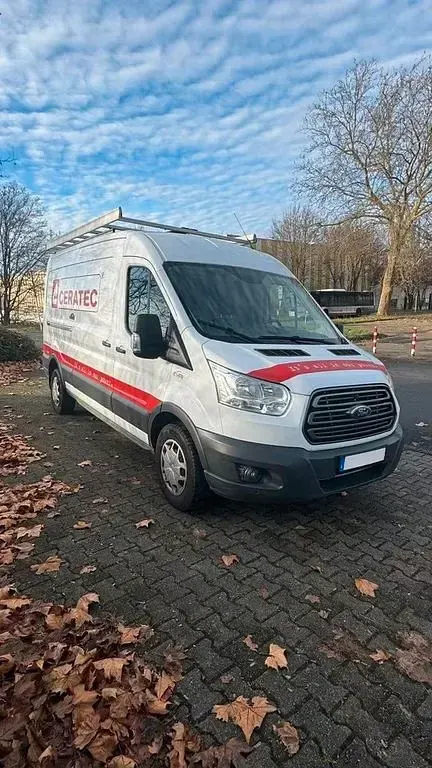 Gebraucht Ford Transit 184 PS (135 kW) 2018 Weiß Van