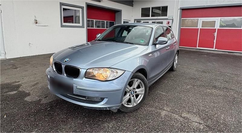 Gebraucht BMW 118 143 PS (105 kW) 2010 Blau Kleinwagen