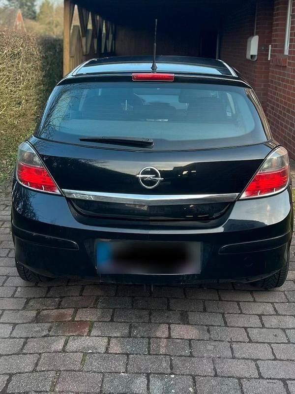 Gebraucht Opel Astra 120 PS (88 kW) 2008 Schwarz Limousine