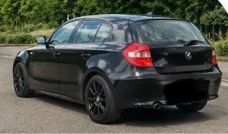 Gebraucht BMW 116 122 PS (89 kW) 2007 Schwarz Kleinwagen