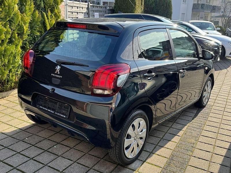 Gebraucht Peugeot 108 Active 82 PS (60 kW) 2014 Schwarz Kleinwagen