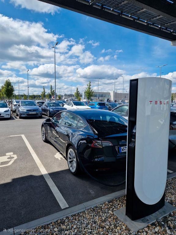 Gebraucht Tesla Model 3 RWD 208 kW (283 PS) 2023 Schwarz Limousine