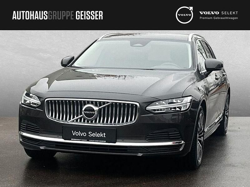 Platinum grey Gebraucht 2025 Volvo V90 Core Kombi | 46.750 € (Superpreis) - Bild 1/4