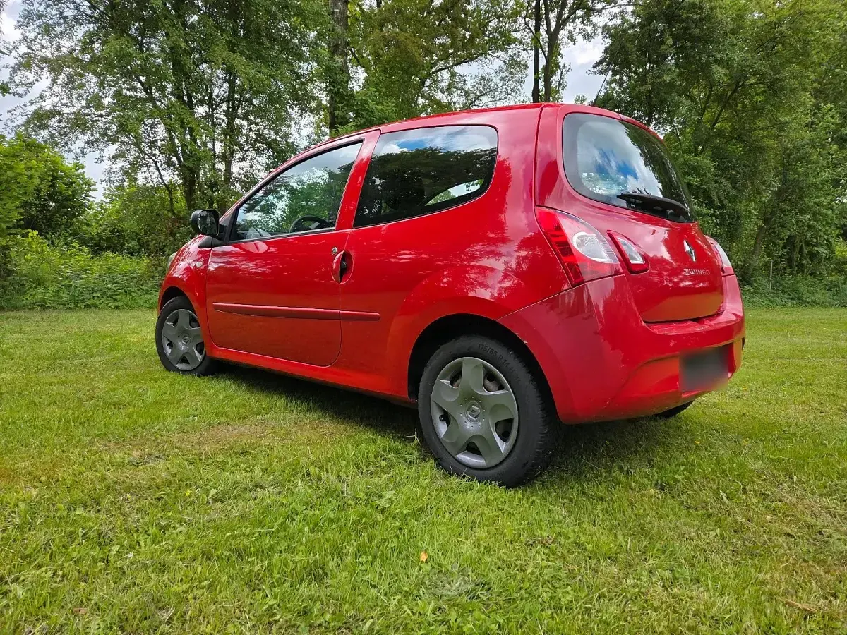 Gebraucht Renault Twingo 74 PS (54 kW) 2012 Rot Kleinwagen