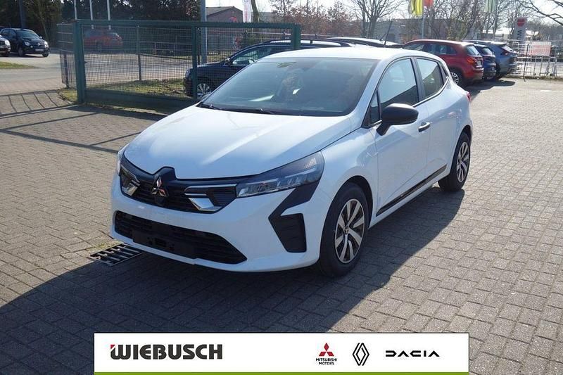 Gebraucht Mitsubishi Colt Basis 67 PS (49 kW) 2024 Weiß Limousine