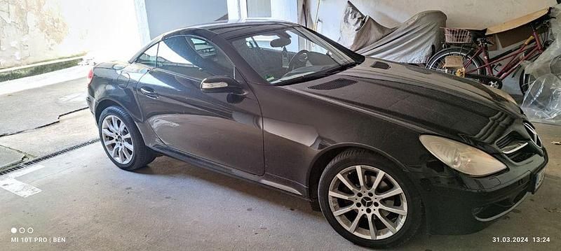 Usata Mercedes SLK200 163 CV (119 kW) 2007 Nero Cabrio