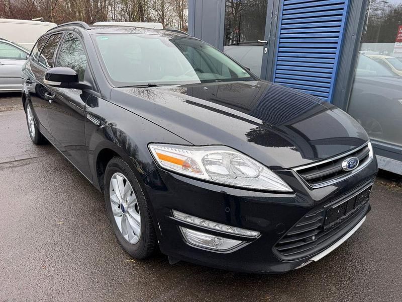 Gebraucht Ford Mondeo 140 PS (102 kW) 2012 Schwarz Kombi