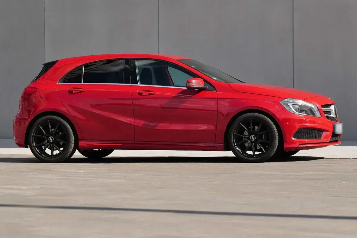 Gebraucht Mercedes A200 AMG line 136 PS (100 kW) 2014 Rot Kleinwagen