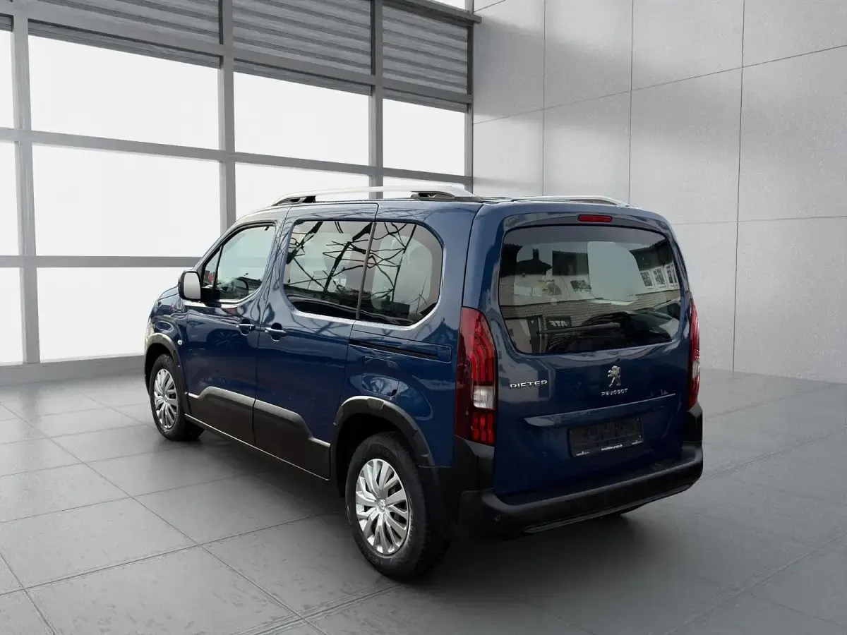 Gebraucht Peugeot Rifter Active 131 PS (96 kW) 2019 Blau Van / Kleinbus