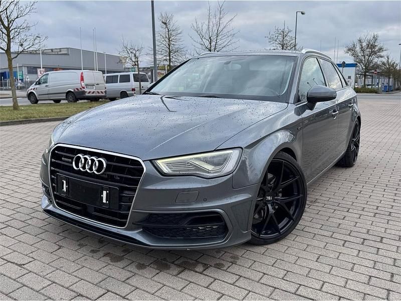 Gebraucht 2015 Audi A3 Comfort Kleinwagen | 11.499 € (Superpreis) - Bild 1/4