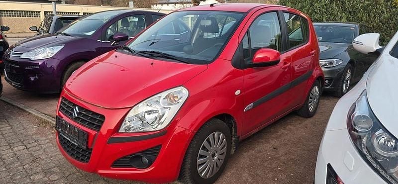 Gebraucht Suzuki Splash Club 94 PS (69 kW) 2013 Rot Kleinwagen
