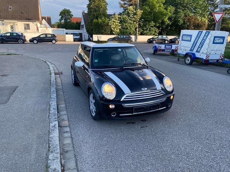 Gebraucht Mini Cooper 116 PS (85 kW) 2005 Schwarz 2 Kleinwagen