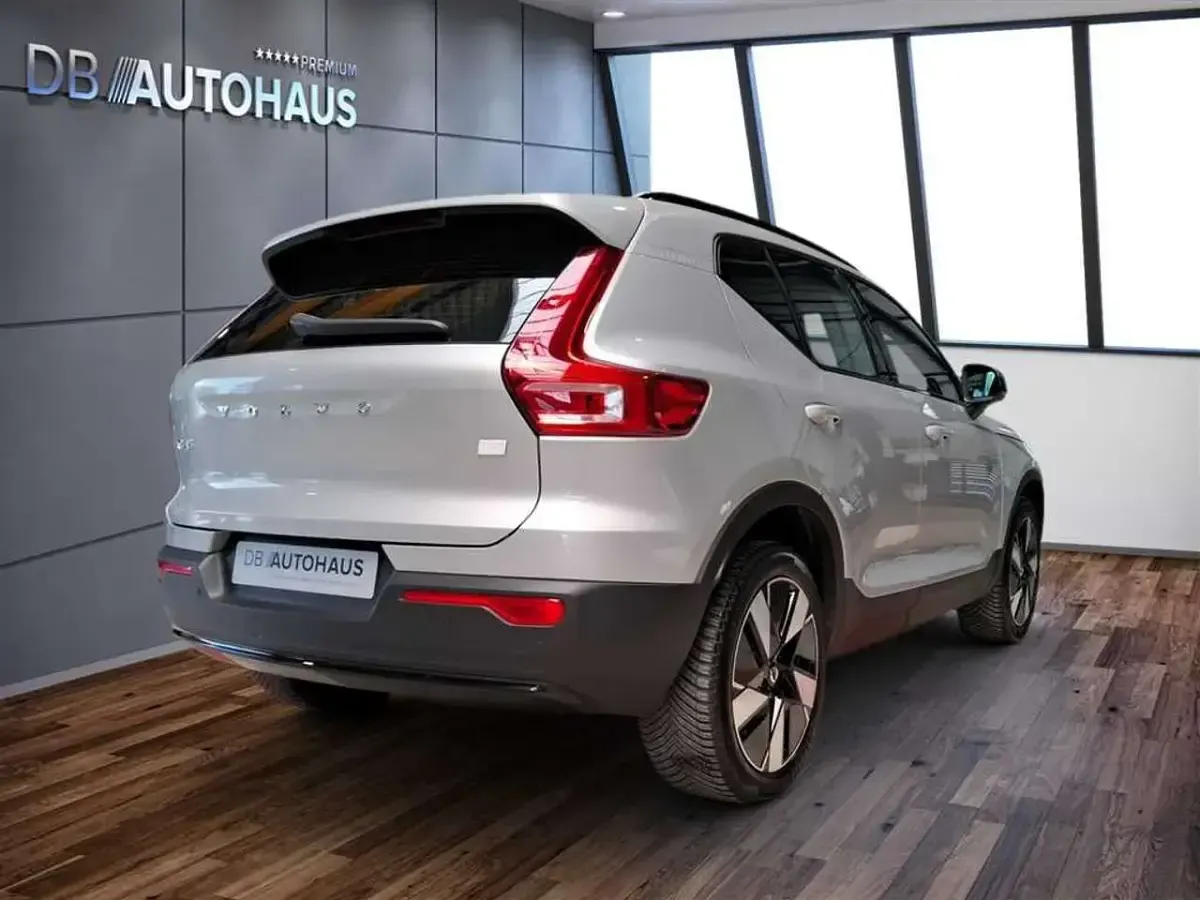 Gebraucht Volvo XC40 Plus 300 kW (408 PS) 2024 Silber SUV
