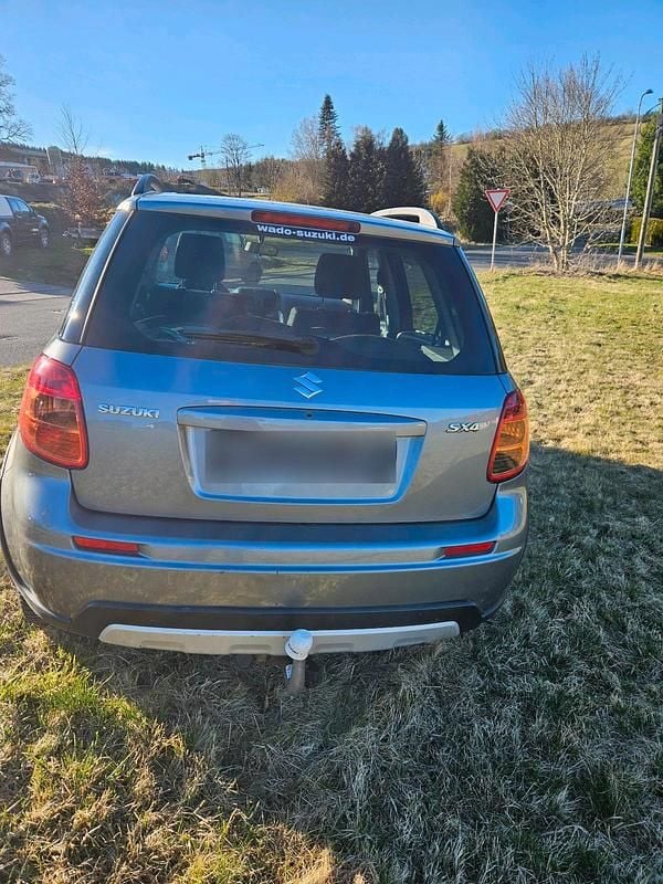 Gebraucht Suzuki SX4 135 PS (99 kW) 2010 Grau SUV