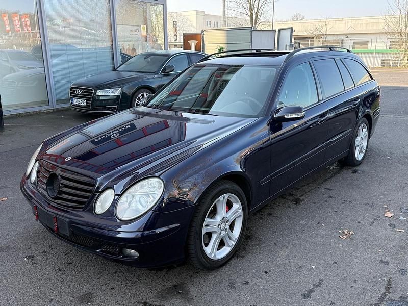 Gebraucht Mercedes E280 231 PS (169 kW) 2005 Blau Kombi