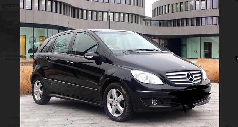 Gebraucht Mercedes B200 136 PS (100 kW) 2006 Schwarz Van / Kleinbus