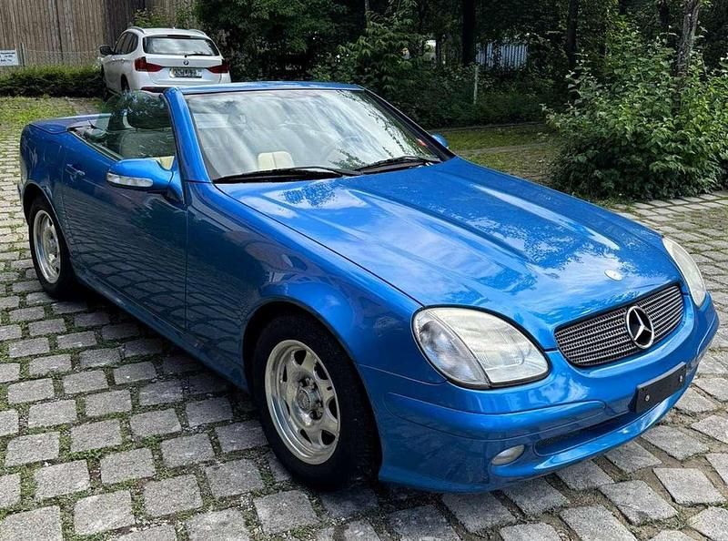 Gebraucht Mercedes SLK200 163 PS (119 kW) 2000 Blau Cabrio
