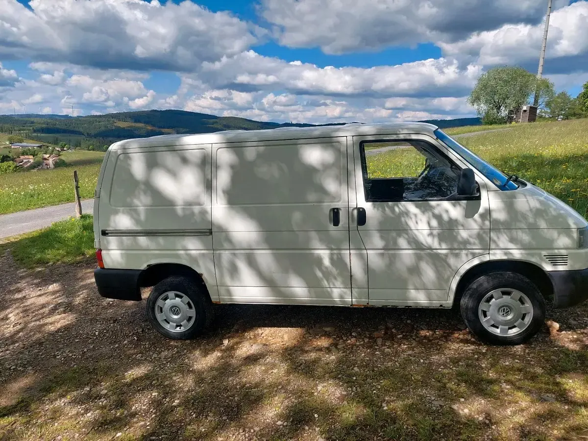 Używany VW Transporter 102 KM (75 kW) 1998 Biały Van