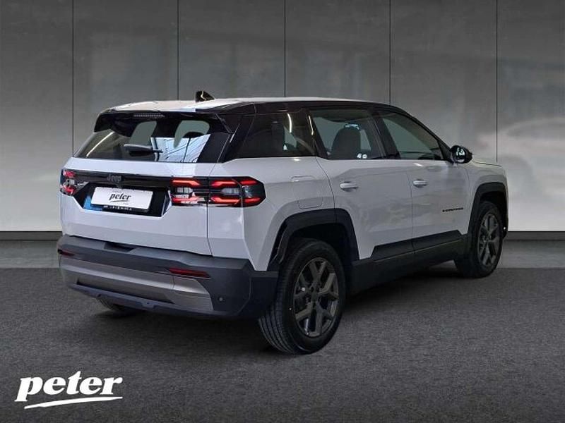 Neu Jeep Compass Altitude 144 PS (105 kW) 2026 Antarctica white/dach vulcano SUV