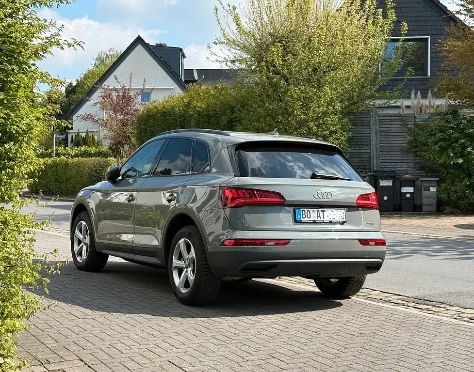 Gebraucht Audi Q5 231 PS (169 kW) 2020 Grau SUV