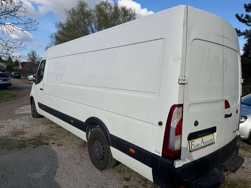 Second-hand Renault Master 145 CP (106 kW) 2018 Alb Van
