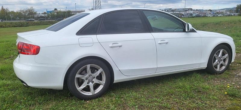 Gebraucht Audi A4 Ambiente 190 PS (139 kW) 2008 Weiß Limousine