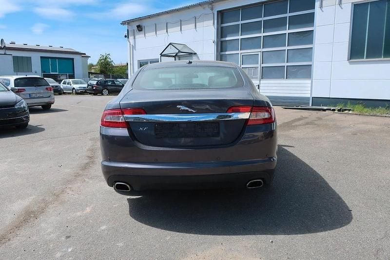 Gebraucht Jaguar XF Premium Luxury 298 PS (219 kW) 2009 Grau Limousine