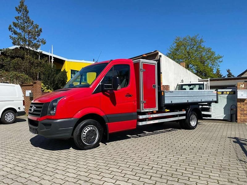 Tornadorot Gebraucht 2015 VW Crafter Van | 25.949 € - Bild 1/4