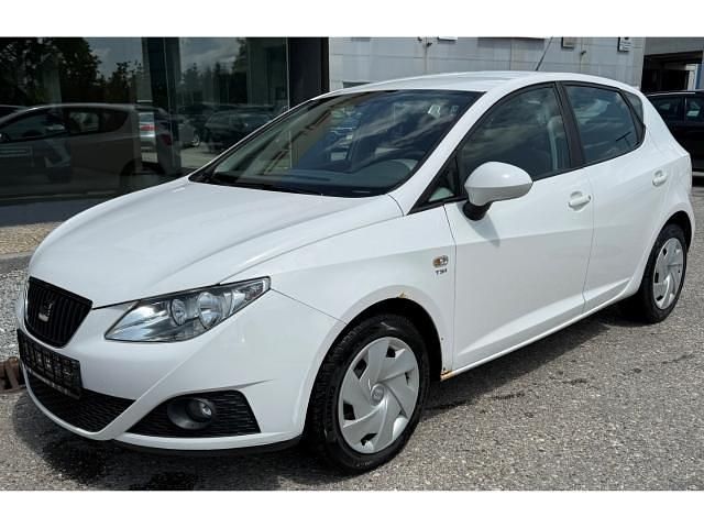 Candyweiß Gebraucht 2010 Seat Ibiza Style Limousine | 1.990 € (Guter Preis) - Bild 1/3