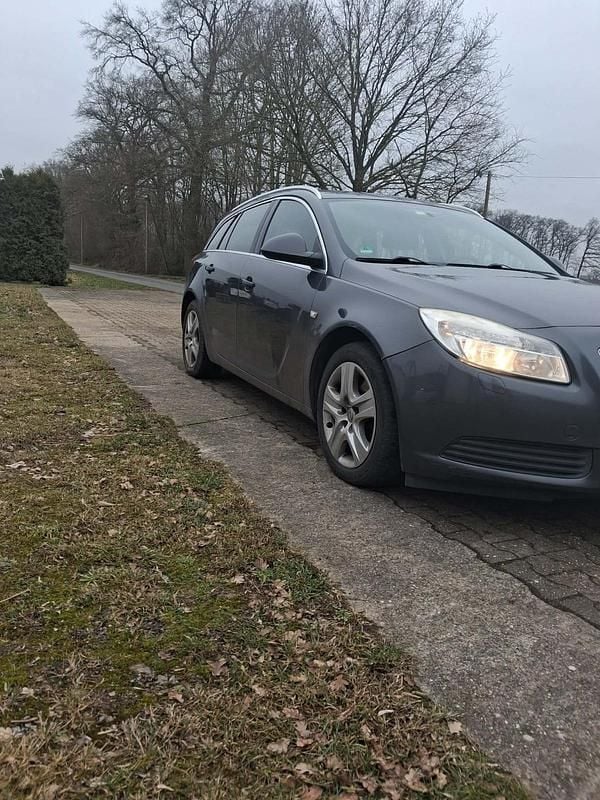 Second-hand Opel Insignia 2009 Negru Hatchback