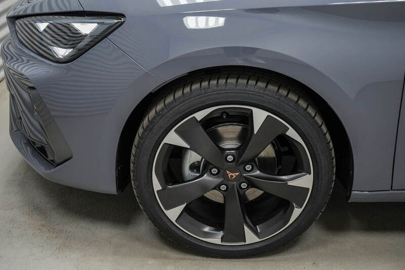 Neu Cupra Leon 150 PS (110 kW) 2025 Othercolor Kombi