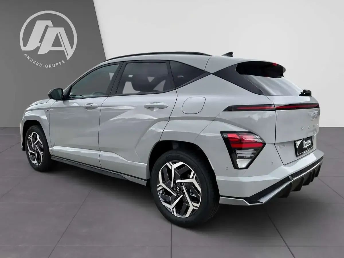 Neu Hyundai Kona N Line 137 PS (100 kW) 2026 Cyber grey / met SUV