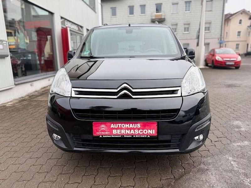 Gebraucht Citroën Berlingo Shine 120 PS (88 kW) 2016 Lack onyx schwarz Van / Kleinbus