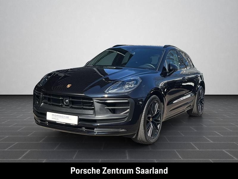 Tiefschwarzmetallic (metallic) Gebraucht 2024 Porsche Macan SUV | 93.850 € (Fairer Preis) - Bild 1/4