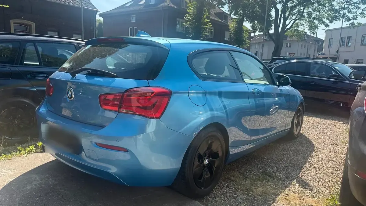 Gebraucht BMW 116 116 PS (85 kW) 2018 Blau Kleinwagen